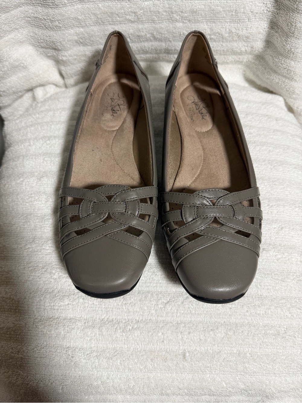 Life Stride Soft System Diverse Ballerina flats Women Taupe Size 12